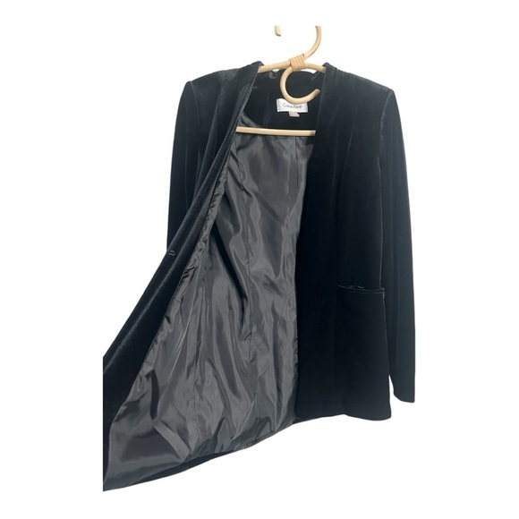 Calvin Klein Luxe Black Velvet Sharp Shoulder Collareless blazer Womens 6 P - Picture 11 of 16